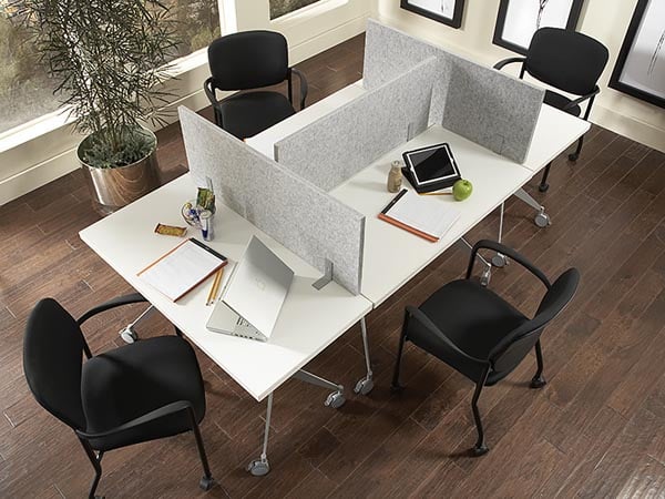 Rent the DIVIDE Desk Privacy Screen