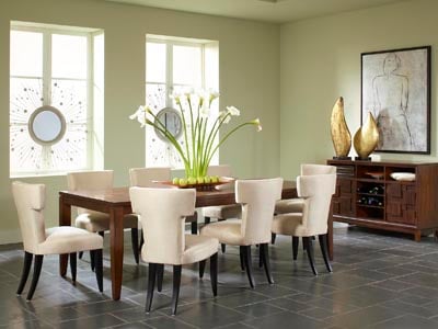 Campton Dining Table with 4 Aventura Chairs